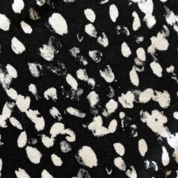 Lily Morgan cold shoulder short sleeve top - Picture 5 of 9